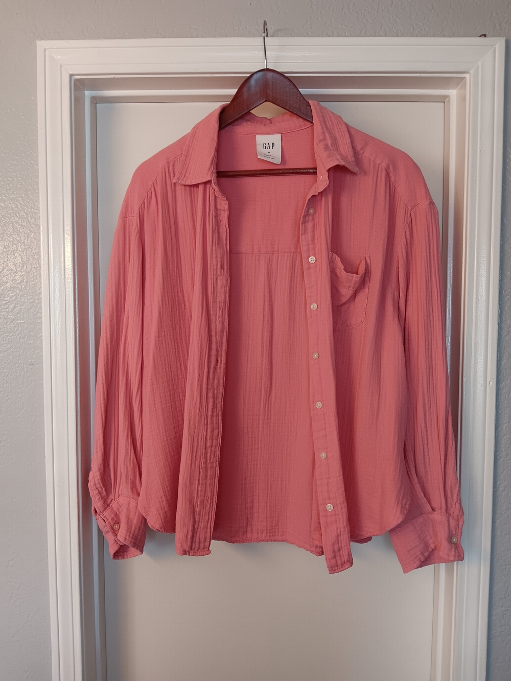 GAP Lightweight Button-Down Shirt - Coral Pink